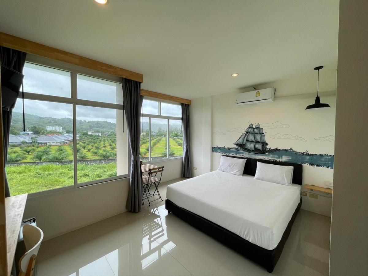 Dwell Phuket Airport Hotel At Naiyang Nai Yang Beach Εξωτερικό φωτογραφία