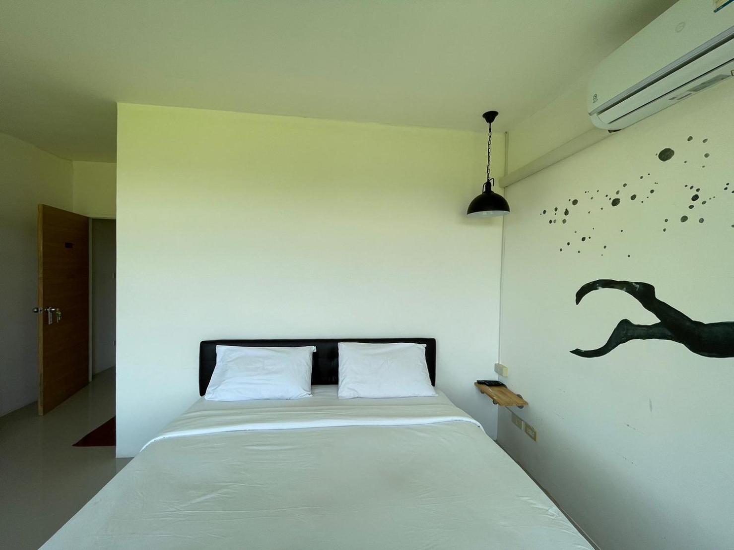 Dwell Phuket Airport Hotel At Naiyang Nai Yang Beach Εξωτερικό φωτογραφία