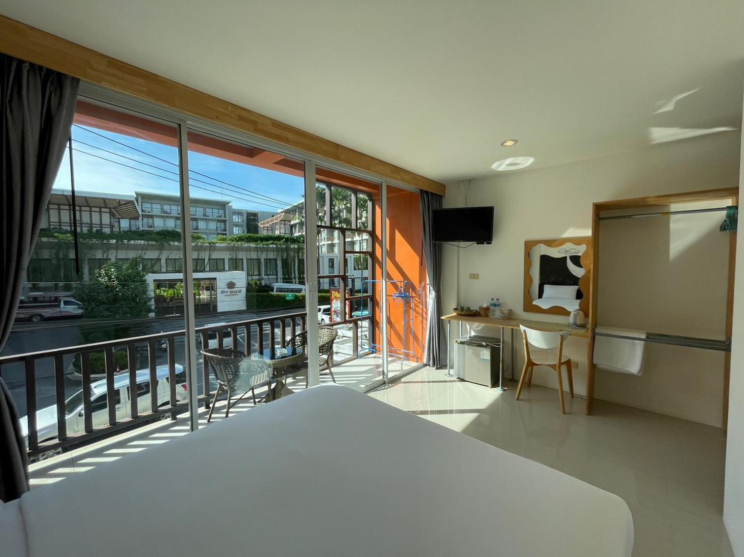 Dwell Phuket Airport Hotel At Naiyang Nai Yang Beach Εξωτερικό φωτογραφία